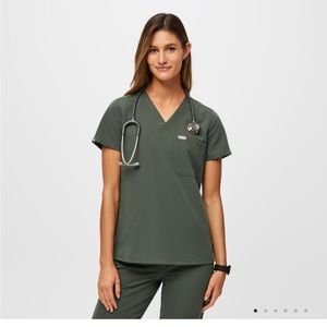 Figs Scrub Set- Olive